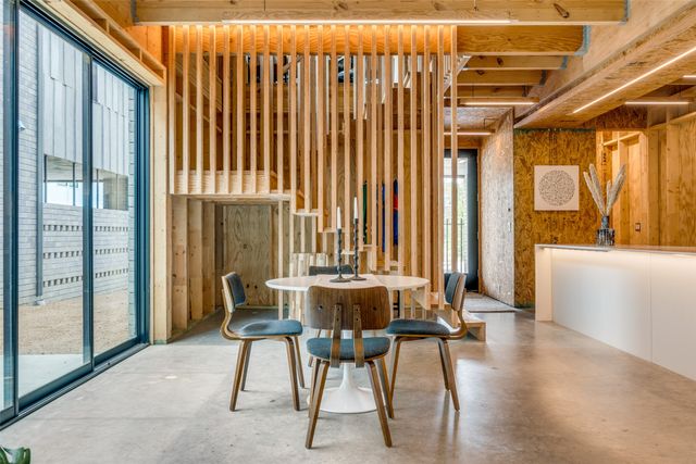 905 Blackland Court, Dallas, TX 75243