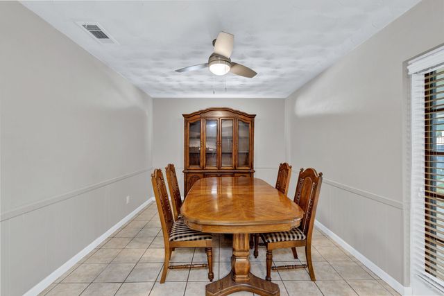 3205 Mccollum Street, Irving, TX 75061