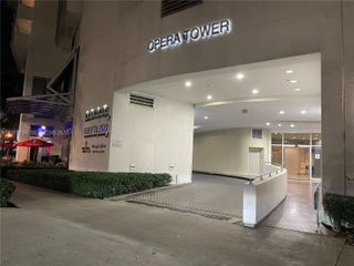 1750 N Bayshore Dr 3403, Miami, FL 33132
