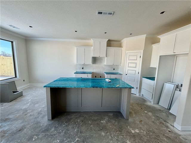 1902 Bugg Street, Pea Ridge, AR 72751