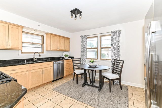 1009 W Morgan AVENUE, Milwaukee, WI 53221