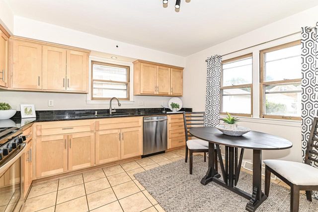 1009 W Morgan AVENUE, Milwaukee, WI 53221