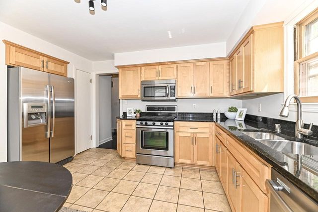 1009 W Morgan AVENUE, Milwaukee, WI 53221