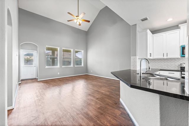 8946 Westfield Glen Court, Houston, TX 77083