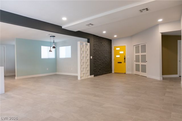 1814 8th Place, Las Vegas, NV 89104