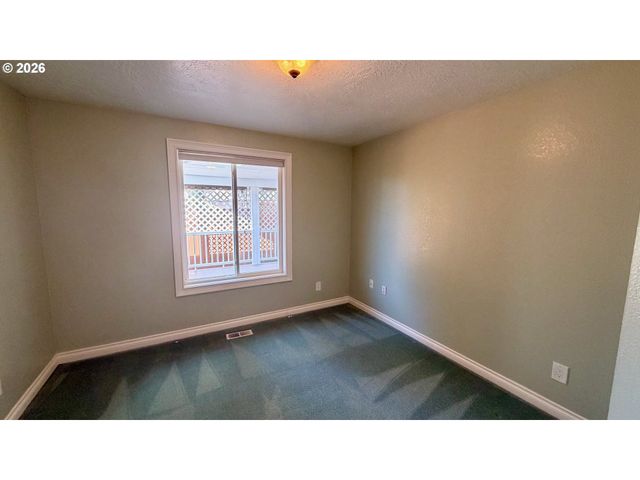 15400 Ne 22ND Ave, Vancouver, WA 98686