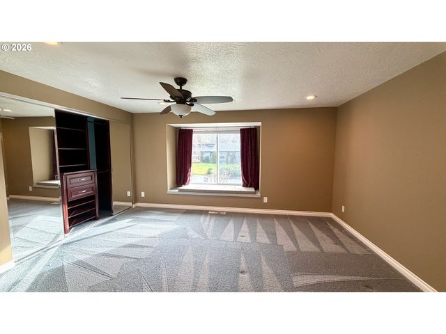 15400 Ne 22ND Ave, Vancouver, WA 98686