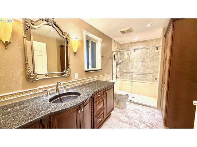 15400 Ne 22ND Ave, Vancouver, WA 98686