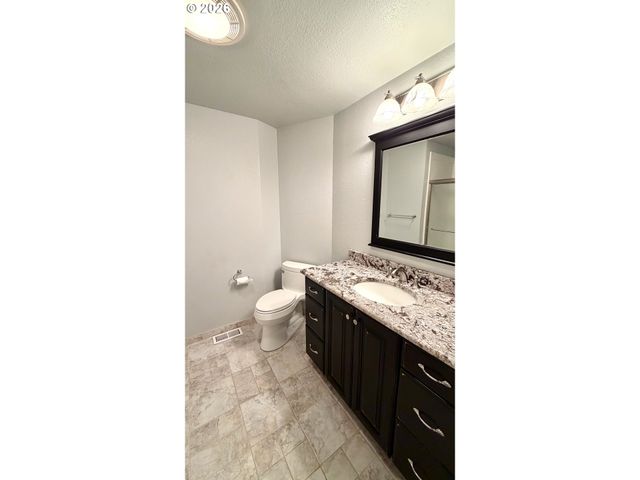 15400 Ne 22ND Ave, Vancouver, WA 98686