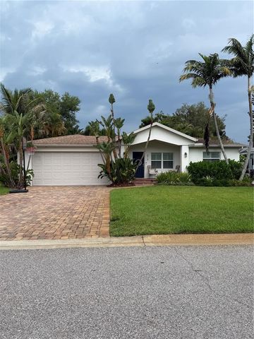 370 FOSTER LANE, Belleair, FL 33756
