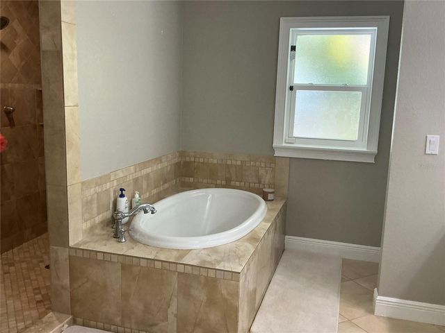 370 FOSTER LANE, Belleair, FL 33756