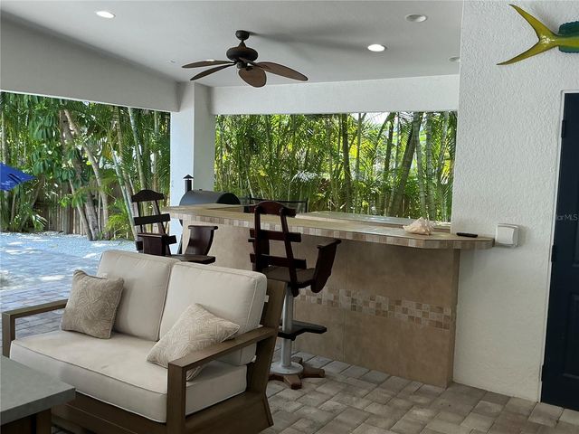 370 FOSTER LANE, Belleair, FL 33756