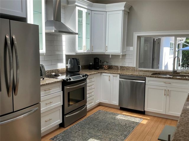 370 FOSTER LANE, Belleair, FL 33756