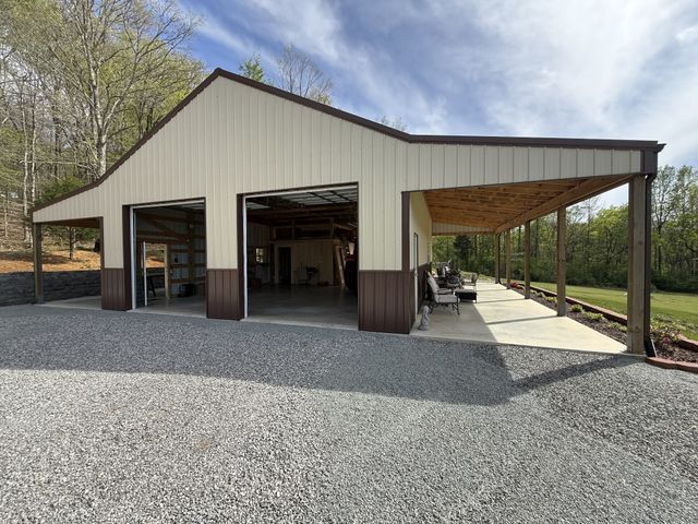 109 Rascaltown Rd, Loretto, TN 38469