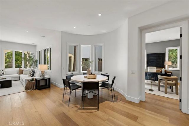 15 Seabluff, Newport Beach, CA 92660