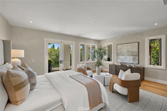 15 Seabluff, Newport Beach, CA 92660