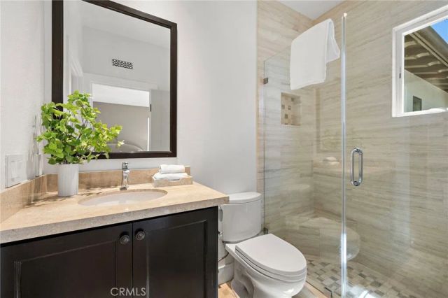 15 Seabluff, Newport Beach, CA 92660