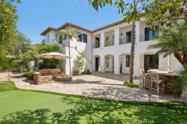 15 Seabluff, Newport Beach, CA 92660