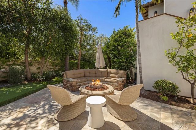 15 Seabluff, Newport Beach, CA 92660