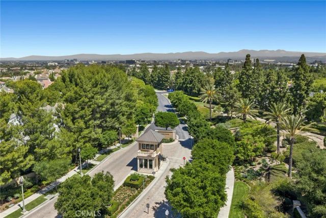 15 Seabluff, Newport Beach, CA 92660