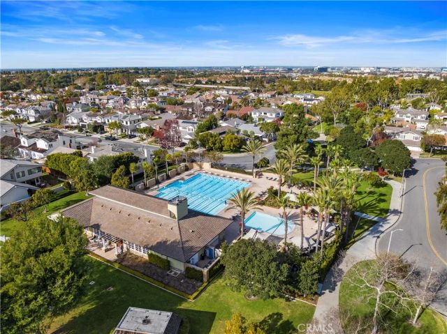 15 Seabluff, Newport Beach, CA 92660