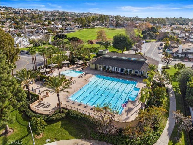 15 Seabluff, Newport Beach, CA 92660