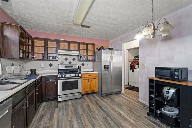 6340 Emerald Pointe Circle, Atlanta, GA 30349