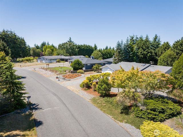 50 Steve Place, Sequim, WA 98382