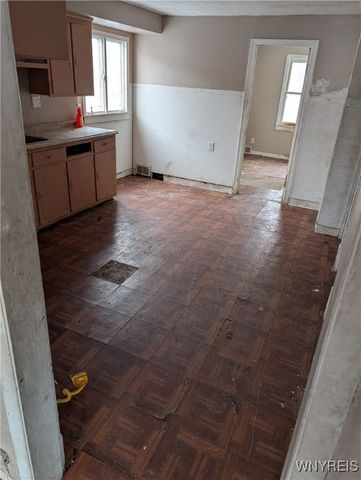 36 Connelly Avenue, Buffalo, NY 14215