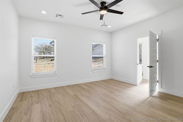 1906 Boxer Lane, Durant, OK 74701