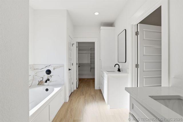 1906 Boxer Lane, Durant, OK 74701