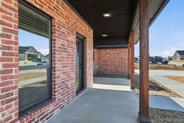 1906 Boxer Lane, Durant, OK 74701