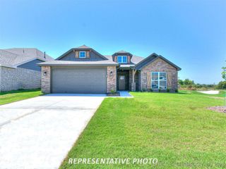 3381 E 153rd Street S, Bixby, OK 74008
