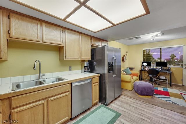 3958 Delos Drive, Las Vegas, NV 89103