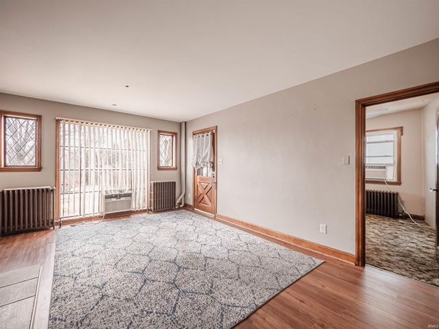 3727 Stringtown Road, Evansville, IN 47711