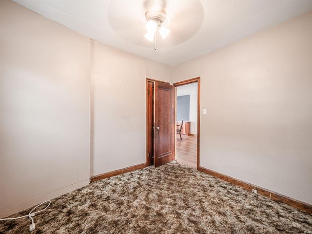 3727 Stringtown Road, Evansville, IN 47711