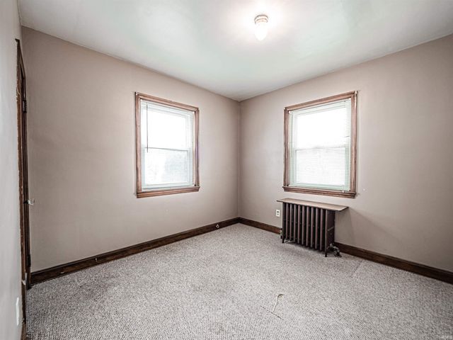 3727 Stringtown Road, Evansville, IN 47711