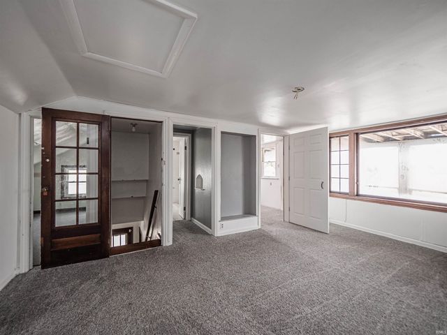 3727 Stringtown Road, Evansville, IN 47711