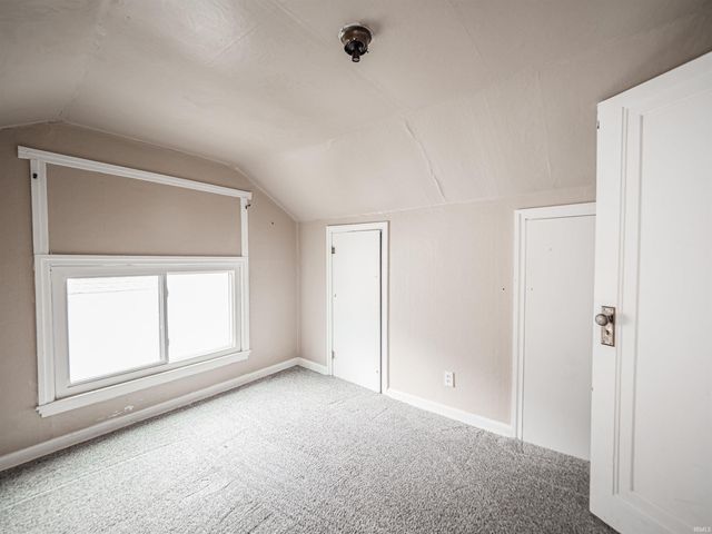 3727 Stringtown Road, Evansville, IN 47711