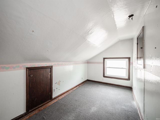 3727 Stringtown Road, Evansville, IN 47711