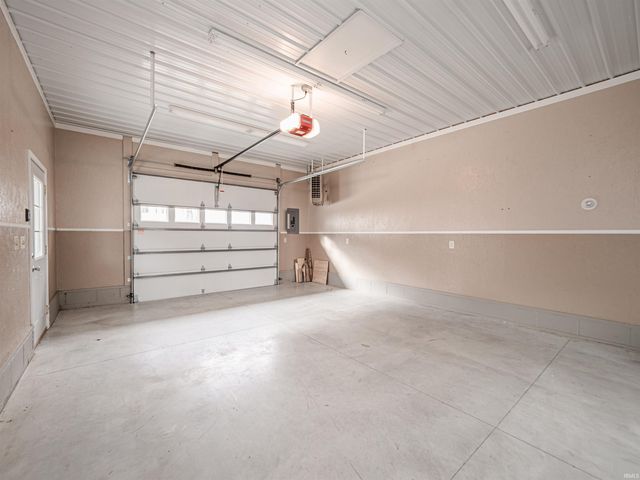 3727 Stringtown Road, Evansville, IN 47711