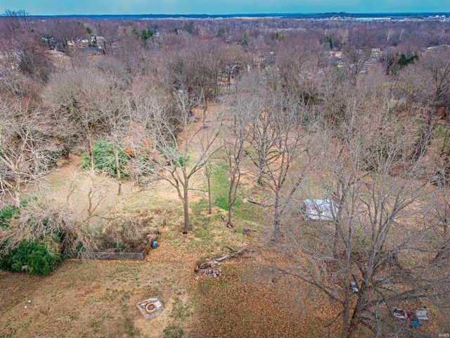 3727 Stringtown Road, Evansville, IN 47711