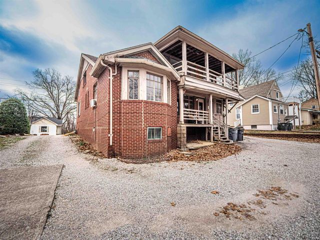 3727 Stringtown Road, Evansville, IN 47711