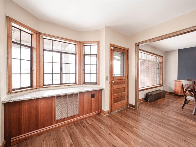 3727 Stringtown Road, Evansville, IN 47711