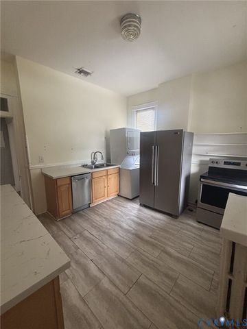 2225 Stuart Ave, Richmond, VA 23220