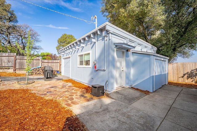 350 Racetrack St, Auburn, CA 95603