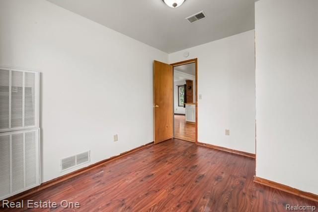 11099 Irish Road, Otisville, MI 48463