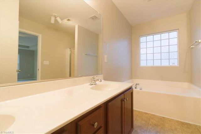 1402 Torrey Pines Court, Mebane, NC 27302