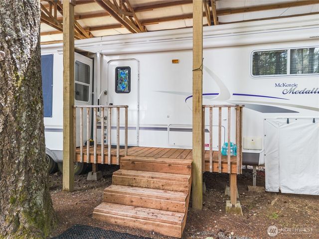 51 N Coho Court, Hoodsport, WA 98548