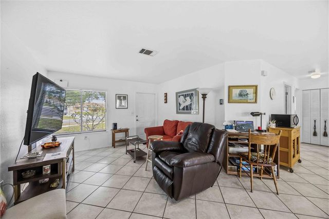 6911 KENWOOD DRIVE, North Port, FL 34287